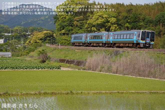 【JR四】特急「あしずり」増結と2000系松山車による代走運転(2023GW)を不明で撮影した写真