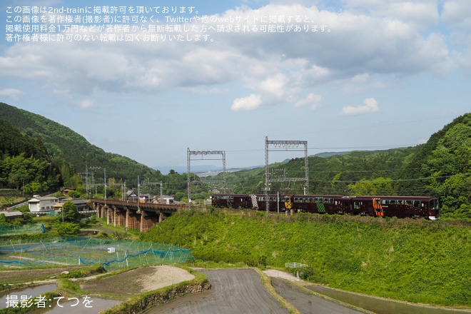 【近鉄】「近鉄『楽』と伊賀鉄『忍者列車』に乗って『伊賀上野NINJAフェスタ』を楽しもう!」ツアーが催行