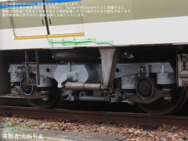 【JR西】221系NA425編成吹田総合車両所出場試運転を不明で撮影した写真