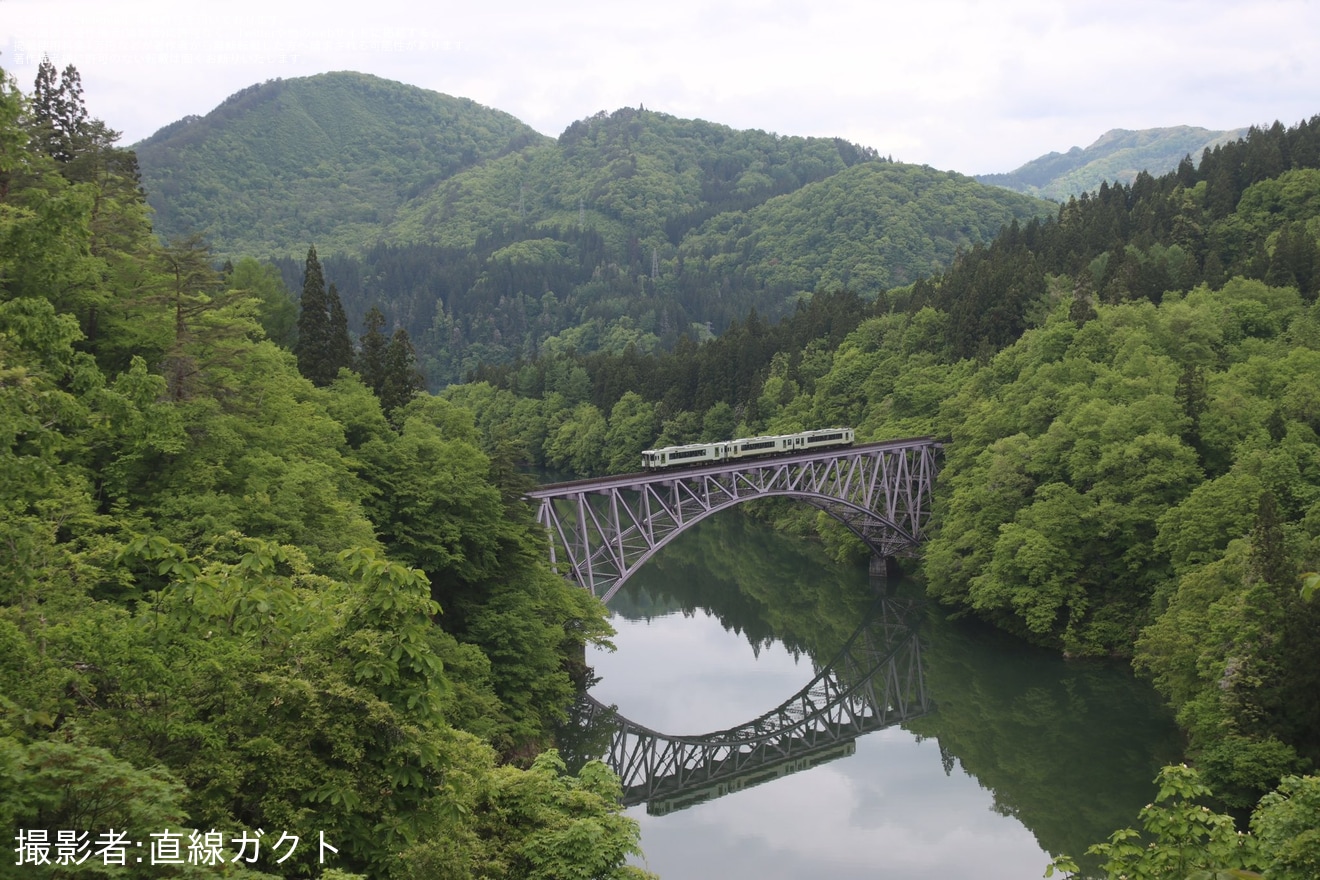 【JR東】快速「只見線満喫号」が運転の拡大写真