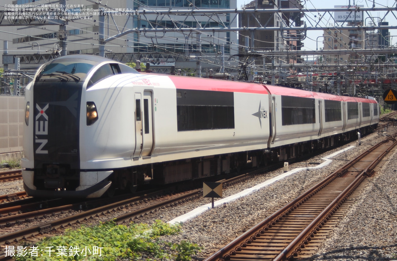 【JR東】E259系Ne006編成大宮総合車両センター入場回送の拡大写真