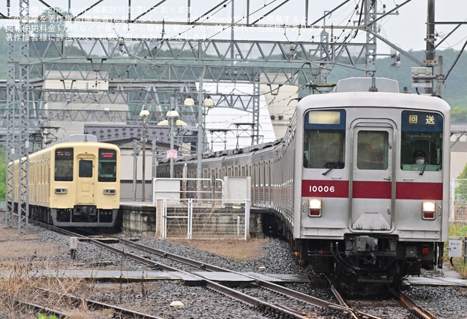 【東武】10000系11006Fが南栗橋工場へ入場のため回送を不明で撮影した写真