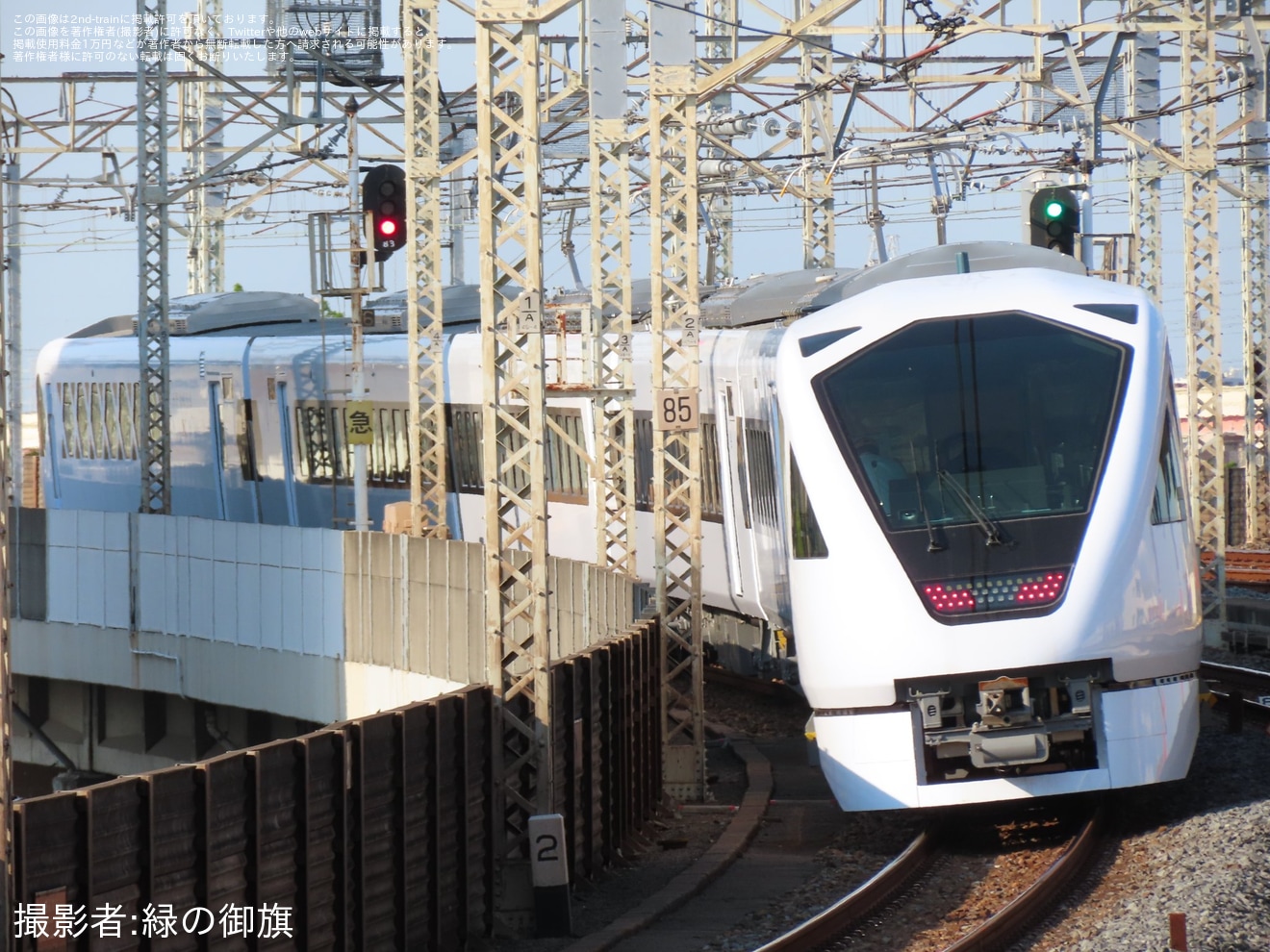 【東武】N100系「スペーシアX」N101Fが日中に浅草まで試運転の拡大写真