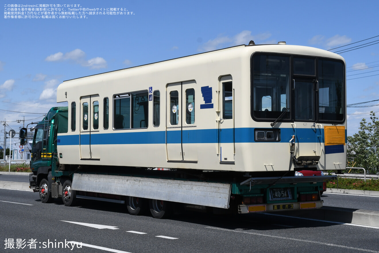 【小田急】8000形 8060×4(8060F) 小田原方2両 廃車・搬出の拡大写真