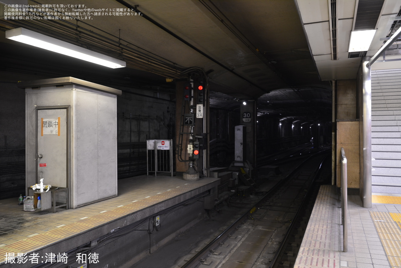 【阪神】阪神大阪梅田駅旧3番線が営業終了の拡大写真
