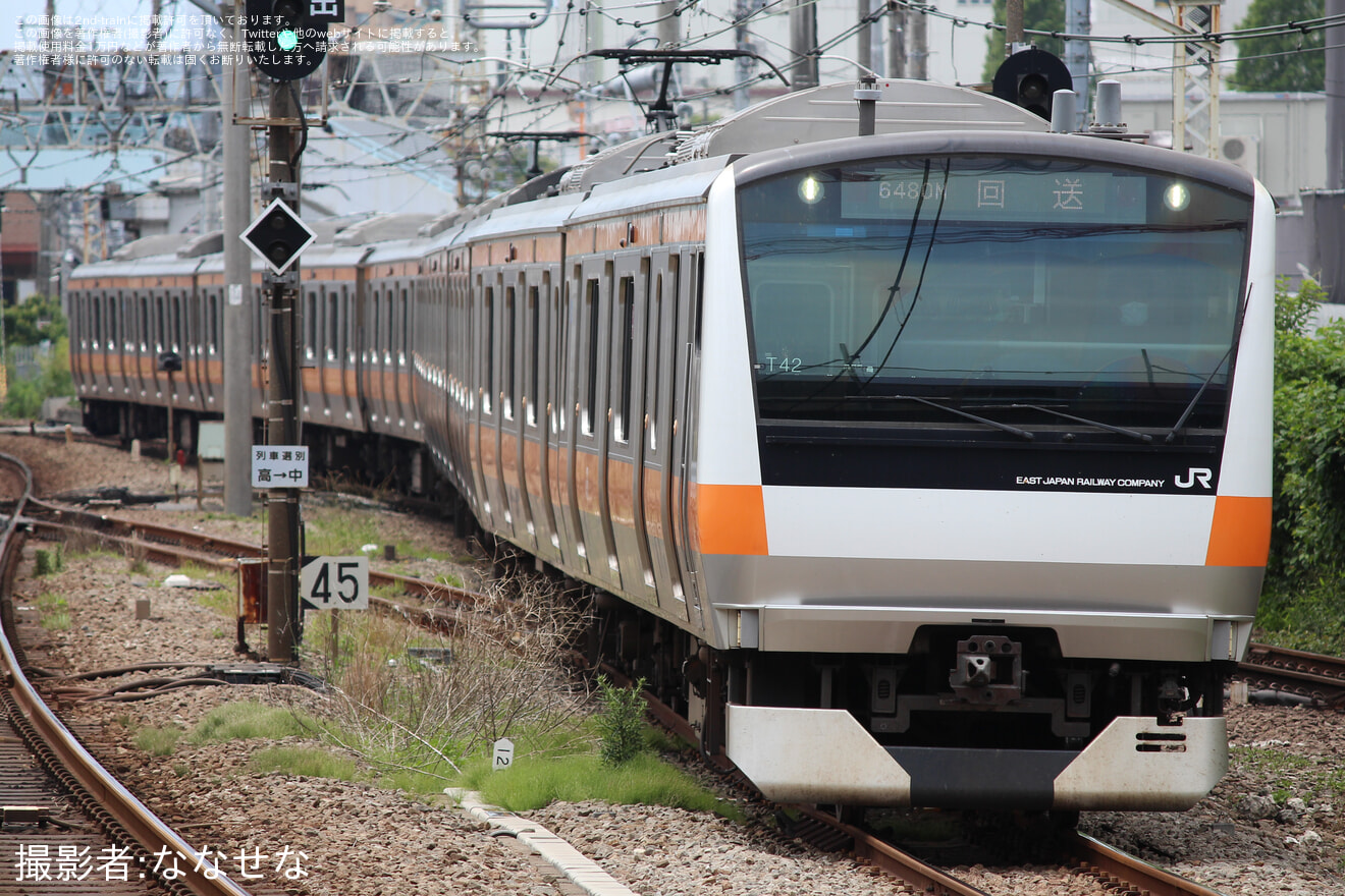 【JR東】E233系トタT42編成 東京総合車両センター入場の拡大写真