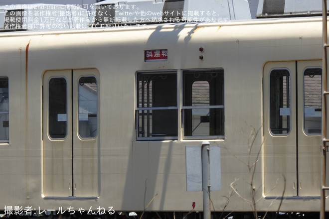【東武】8000系8111Fが南栗橋車両管区で構内入換を不明で撮影した写真