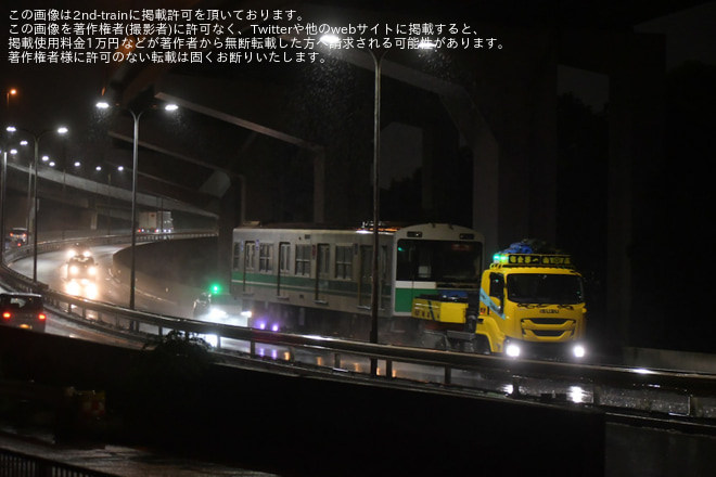 【大阪メトロ】20系2638F廃車搬出陸送を堺市内で撮影した写真