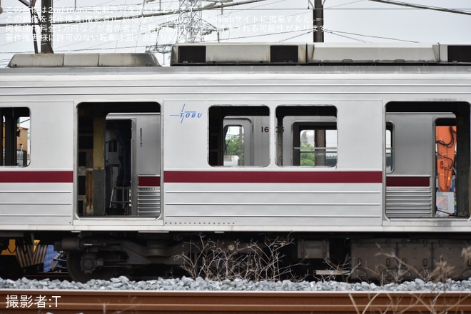 【東武】10000系11606Fの内装撤去が開始済を不明で撮影した写真