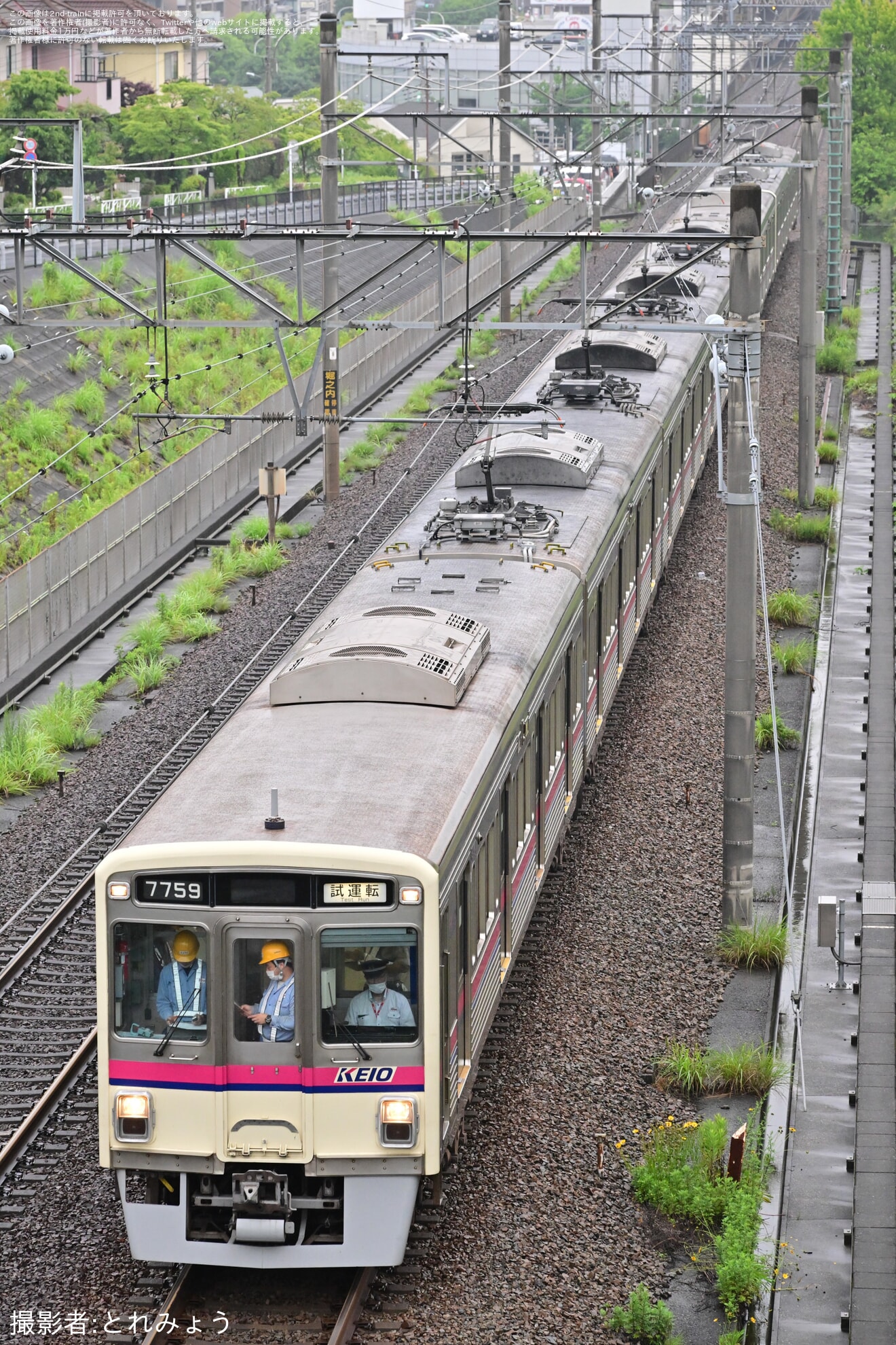 2nd-train 【京王】7000系7422F+7709F試運転の写真 TopicPhotoID:75015
