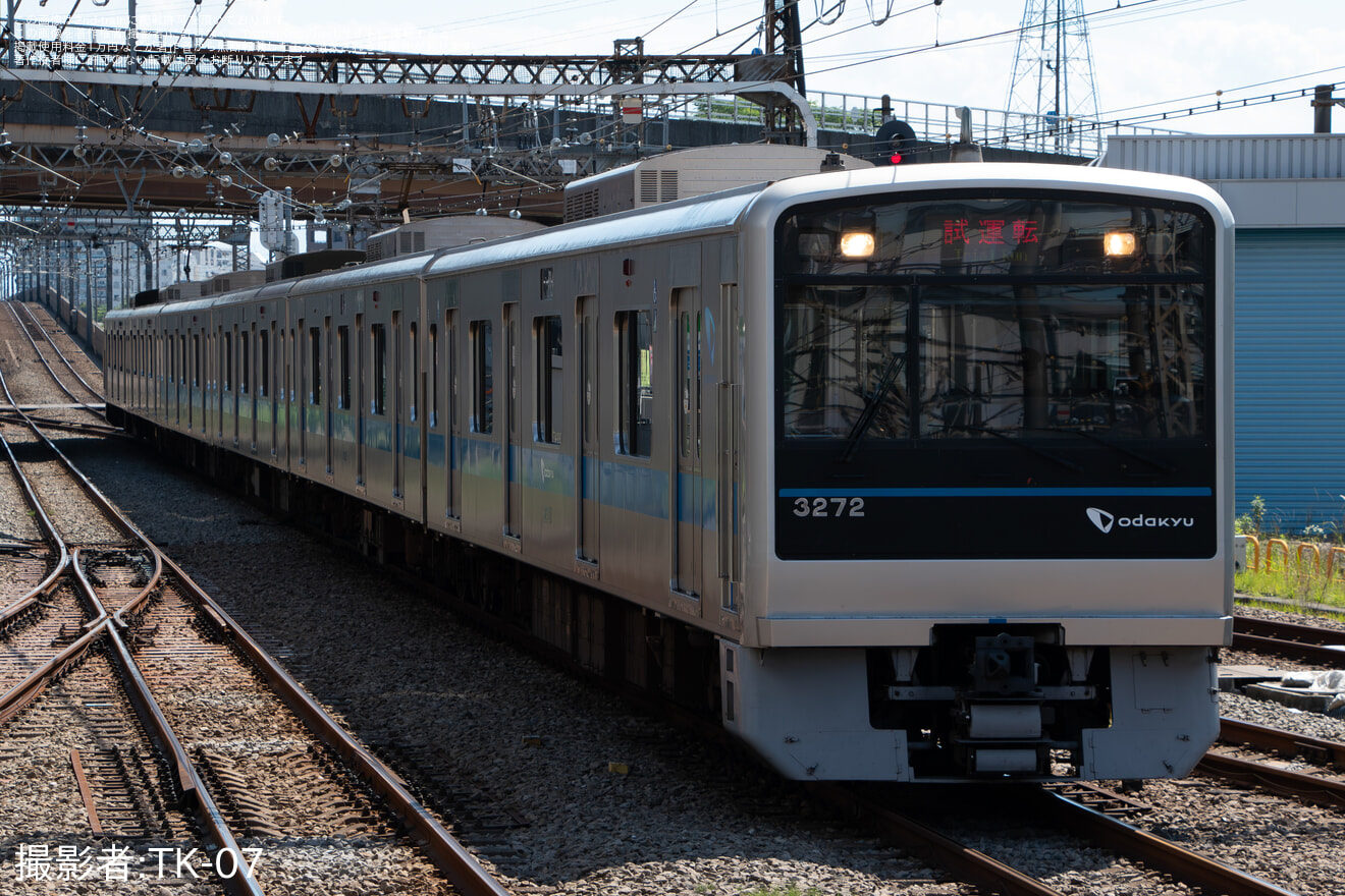 【小田急】3000形3272F(3272×6)大野総合車両所出場試運転の拡大写真