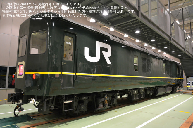 【JR西】カニ24-12が「特別な車内公開」を実施を京都鉄道博物館で撮影した写真