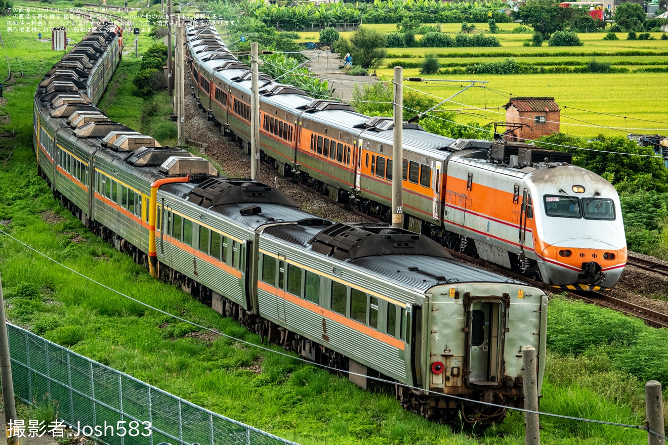 【台鐵】DR3000型12両とDR2800型2両が廃車のため龍井へ回送の拡大写真