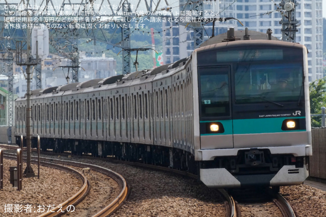 【JR東】E233系2000番台マト9編成 小田急線TASC試運転を狛江駅で撮影した写真
