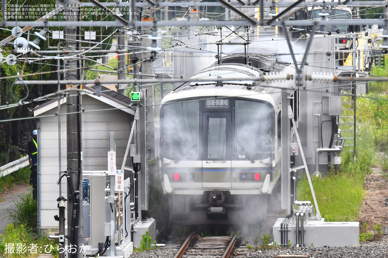 【JR西】奈良支所洗車機10ヶ月ぶりに稼働再開の拡大写真