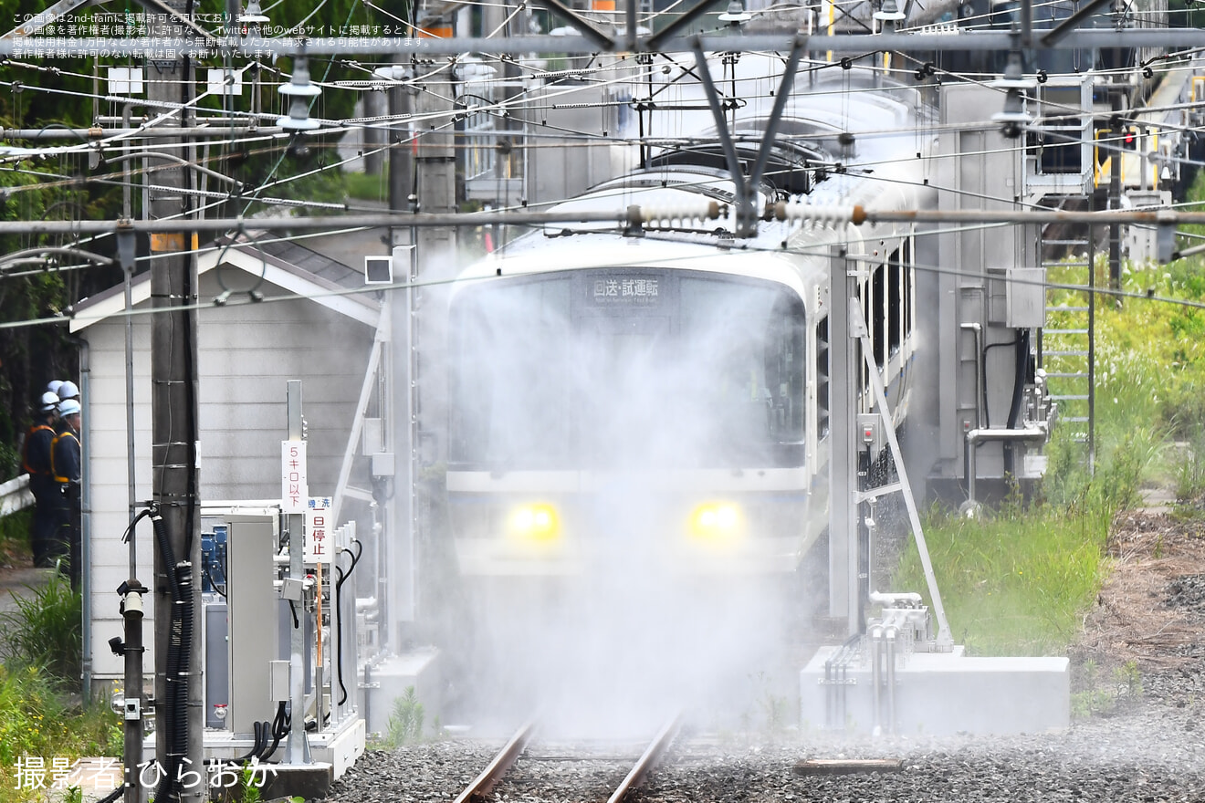 【JR西】奈良支所洗車機10ヶ月ぶりに稼働再開の拡大写真