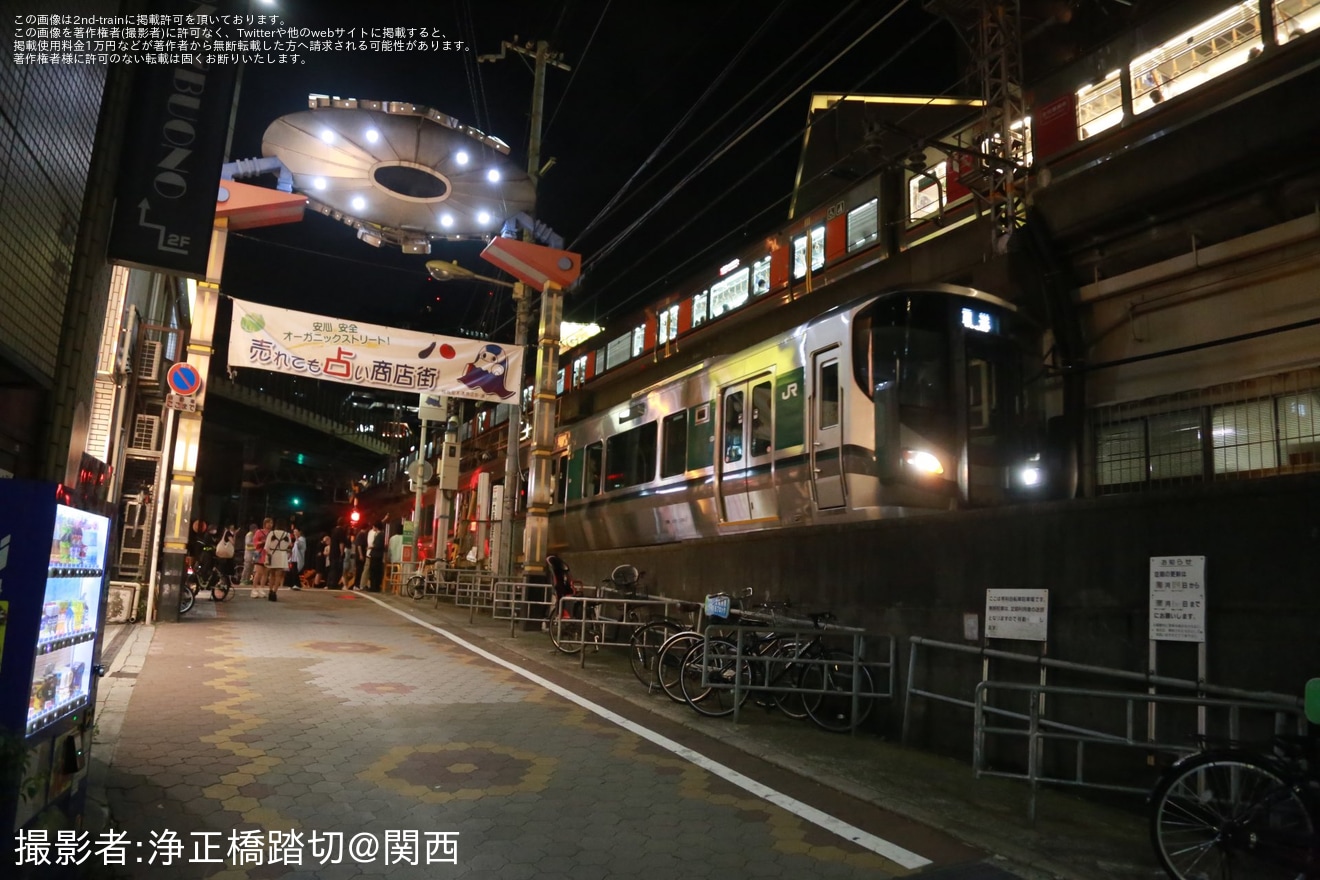 【JR西】227系SD02編成吹田総合車両所出場回送の拡大写真
