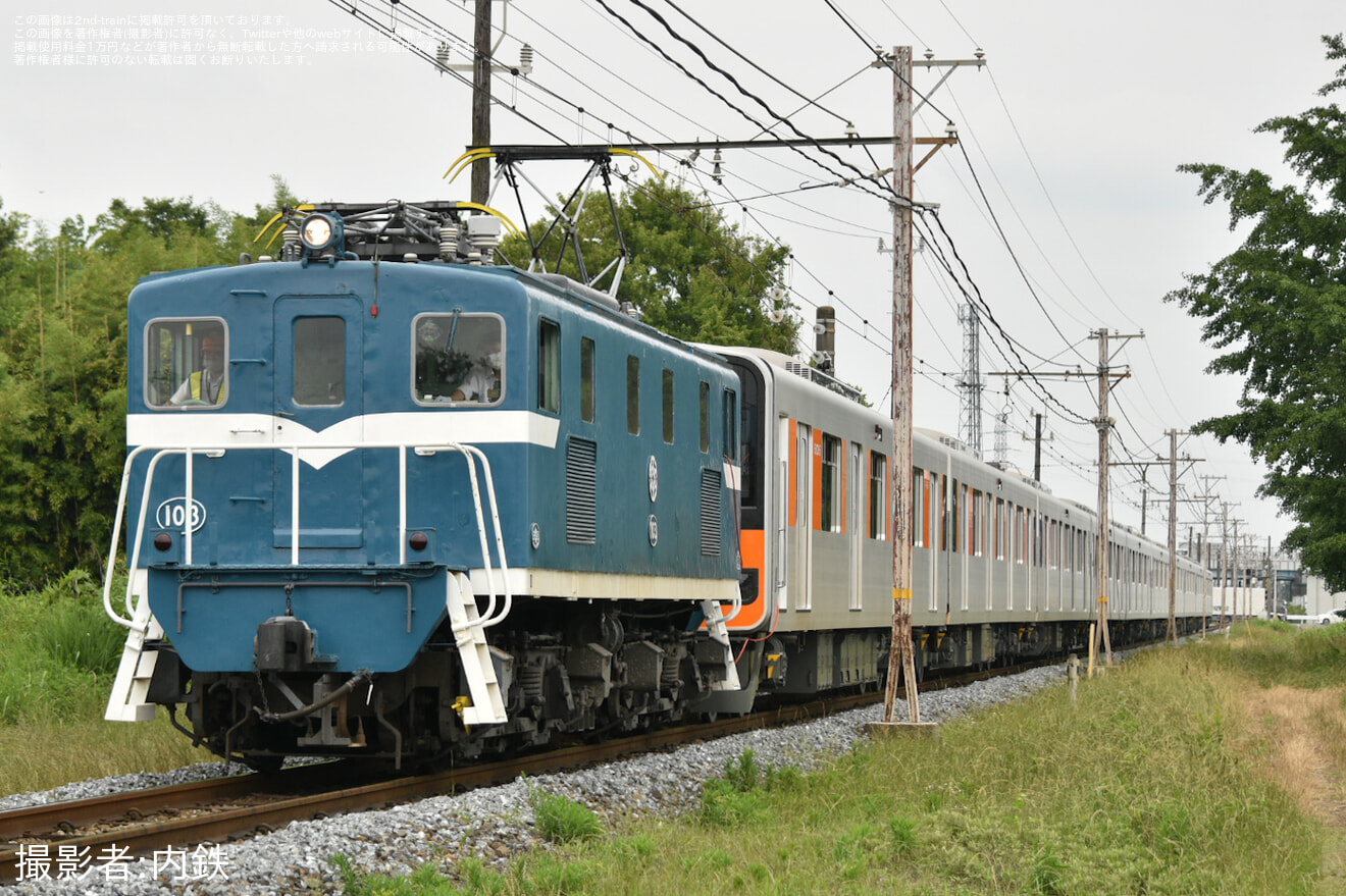 【東武】50000系51005F南栗橋工場出場回送の拡大写真