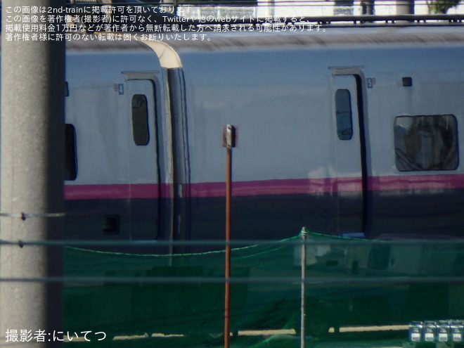 【JR東】E2系J63編成が新潟新幹線車両センターで解体中を不明で撮影した写真