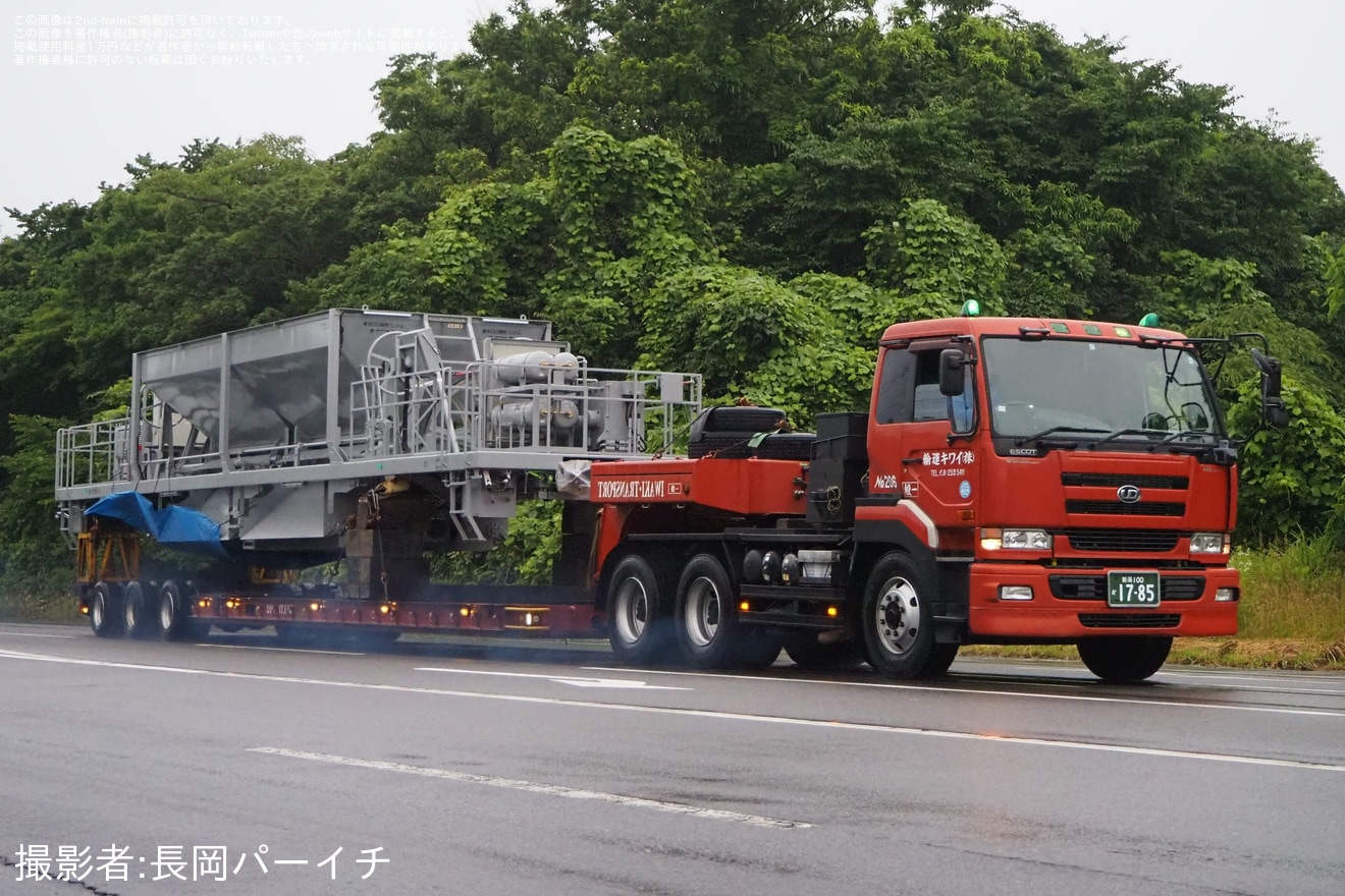 【JR東】GV-E196形の4両が新潟トランシスから陸送の拡大写真