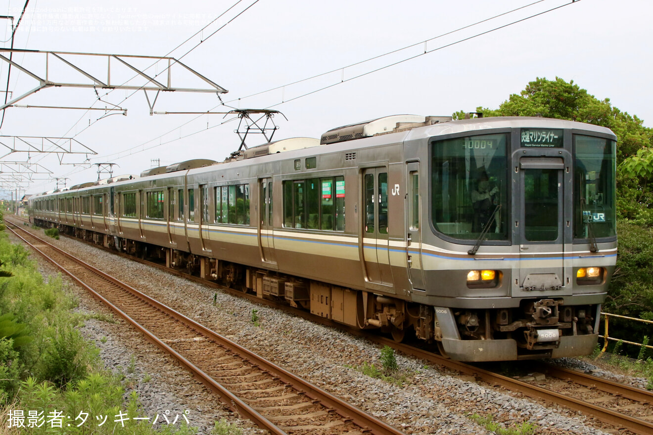 【JR四】岡山行きマリンライナー42号が7両編成にて運転の拡大写真
