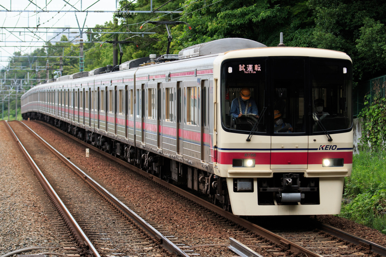 【京王】8000系8705F試運転の拡大写真