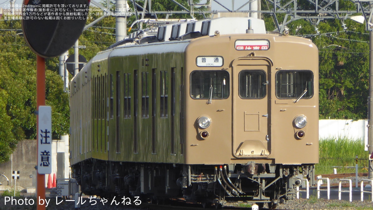 東武】8000系8111Fがロイヤルベージュ色1色になっている姿が目撃 |2nd