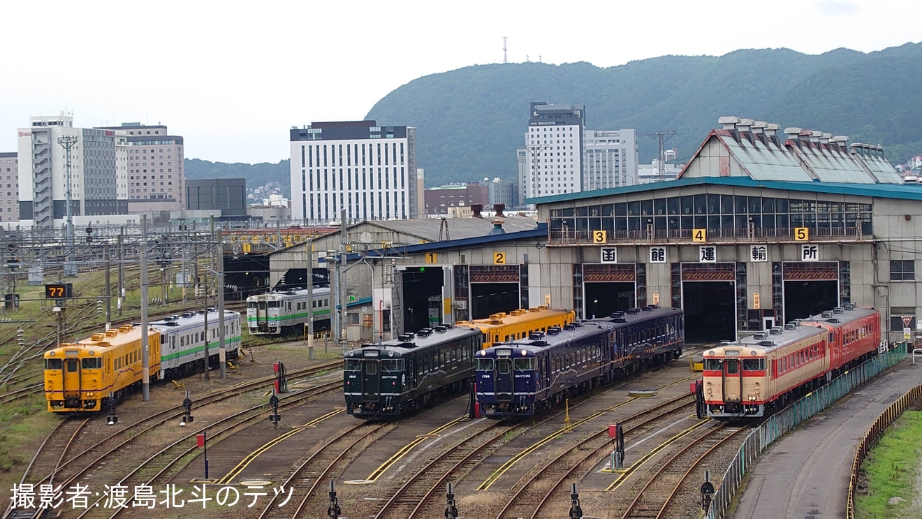 【いさりび】函館港花火大会の開催に伴い臨時列車の運転と増結が実施の拡大写真