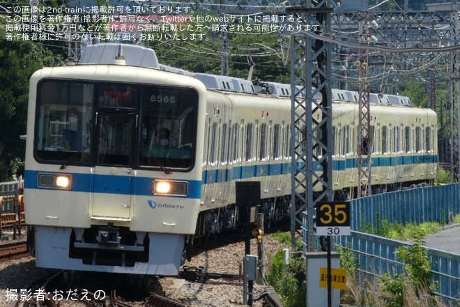 【小田急】8000形8266F(8266×6) 大野総合車両所出場試運転を秦野駅で撮影した写真