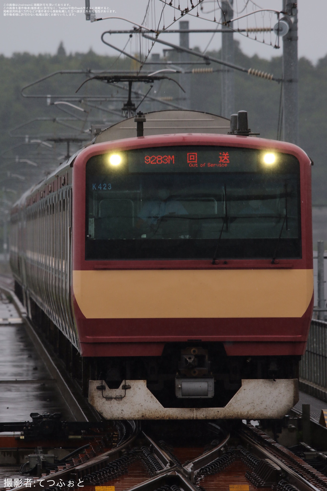 【JR東】E531系K423編成[赤電]が仙台車両センターへの拡大写真