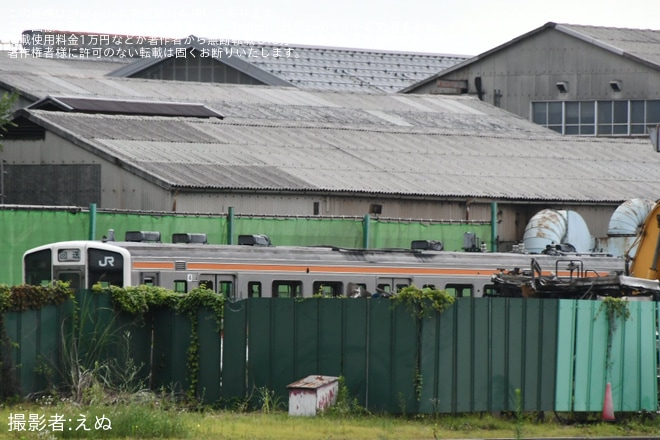 【JR東】211系3000番台タカA10編成が解体線へを長野総合車両センター付近で撮影した写真