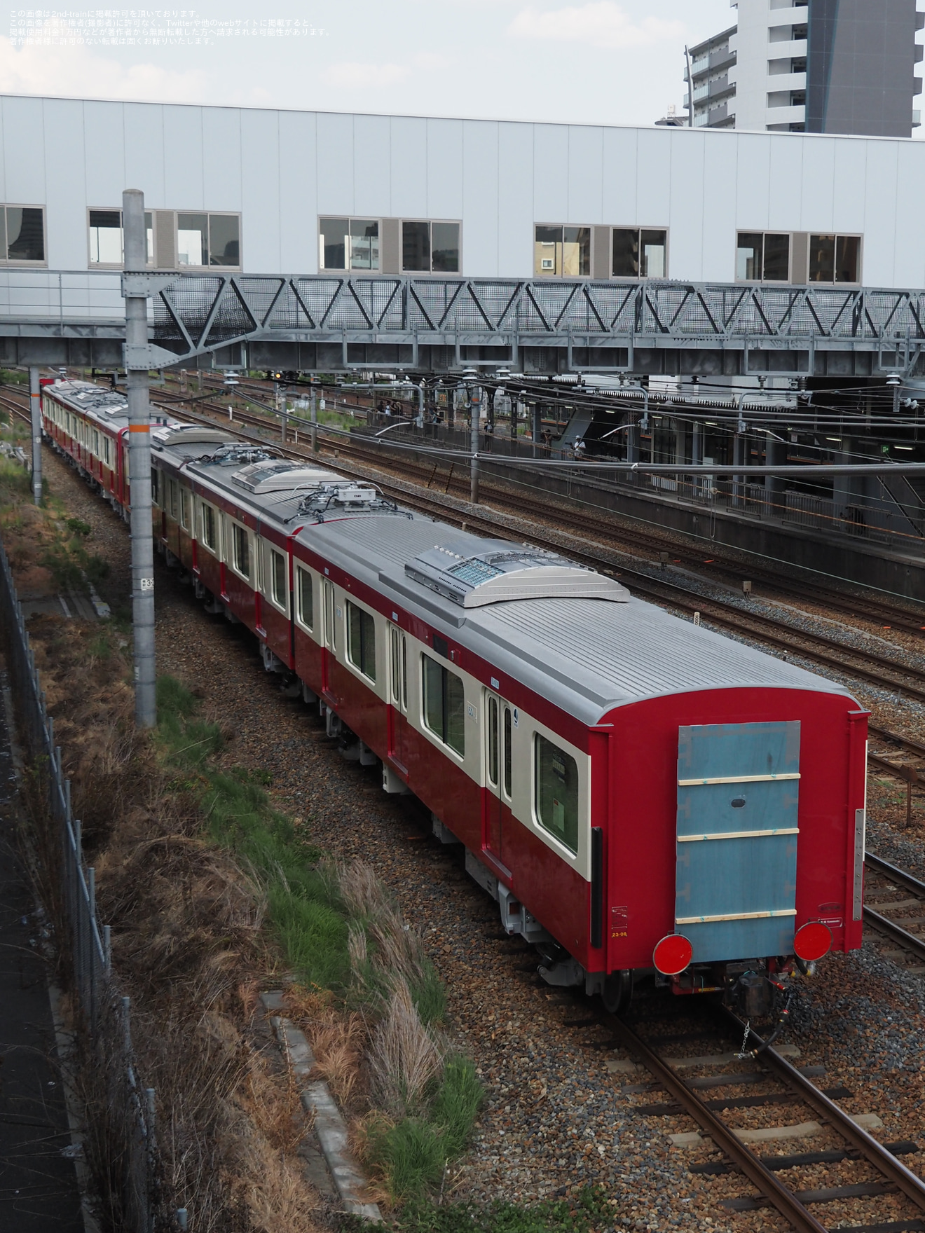 【京急】新1000形1501編成川崎車両出場甲種輸送の拡大写真