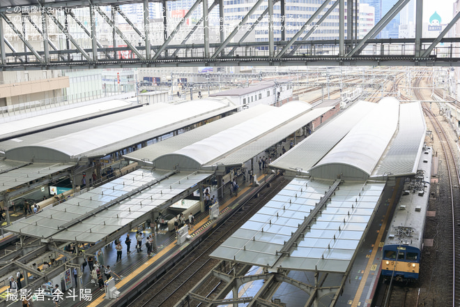 【JR西】クモヤ145-1003+クモヤ145-1009 吹田総合車両所返却を大阪駅で撮影した写真