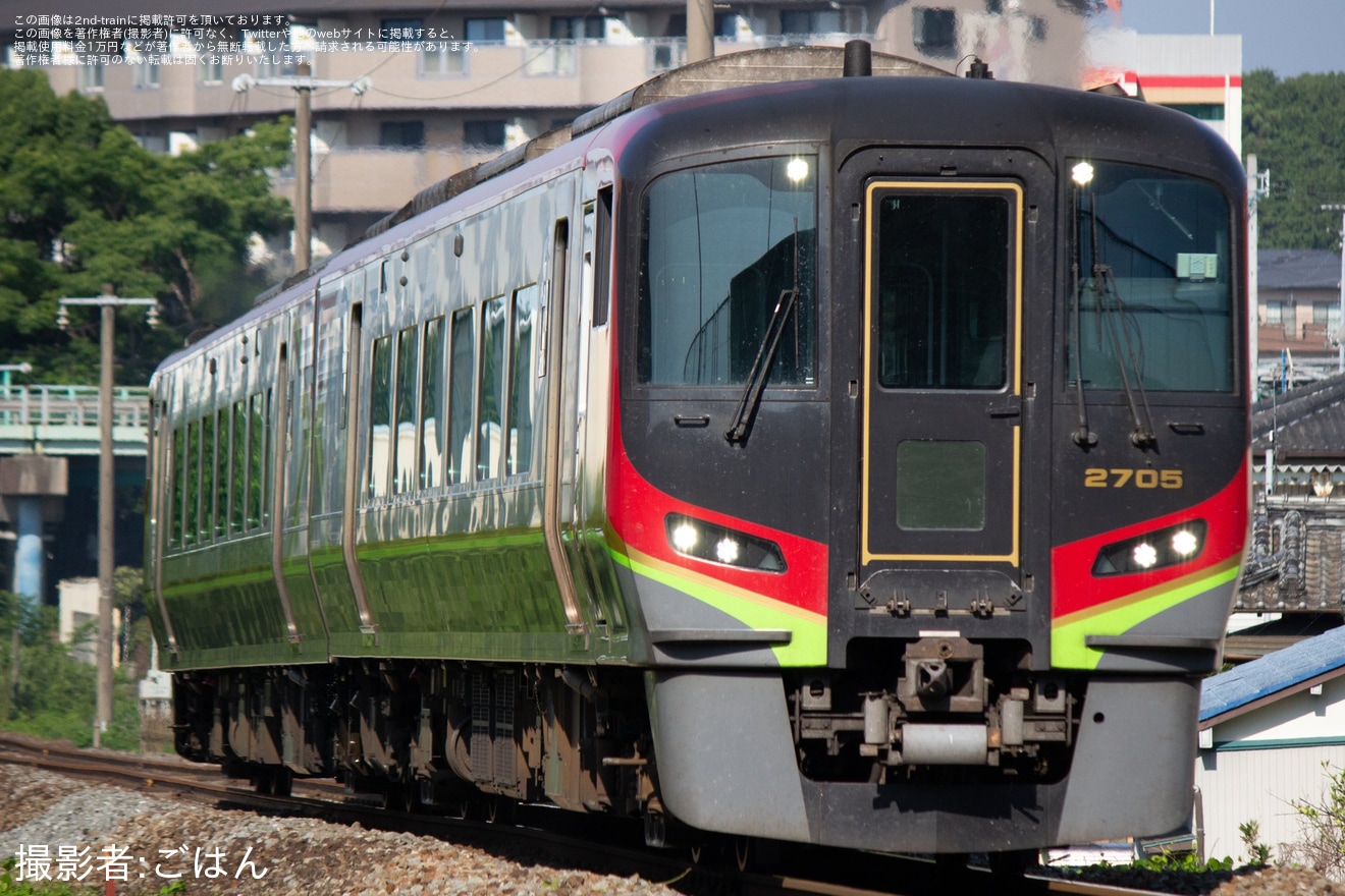 【JR四】南風6号が高松車代走の拡大写真