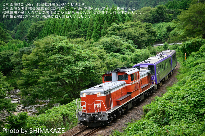 【JR西】キハ120-13+キハ120-14網干総合車両所出場配給を加太～関間で撮影した写真