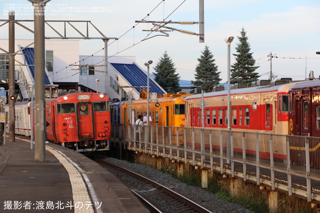 【いさりび】函館港まつりの開催に伴う臨時列車が運転の拡大写真