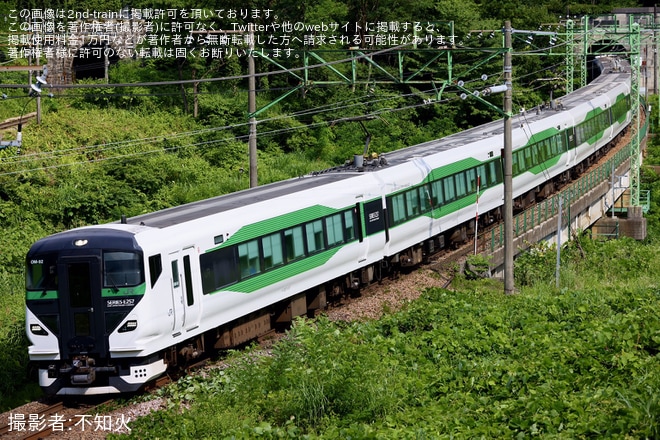 【JR東】E257系OM-92編成を使用した長岡花火臨を不明で撮影した写真