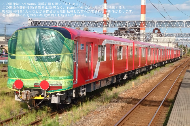【メトロ】丸ノ内線用2000系2149F甲種輸送を吉原駅で撮影した写真