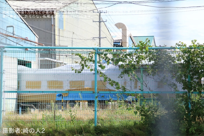 【JR東】E653系U102編成(水色)が外へを不明で撮影した写真