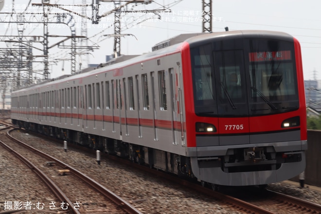 【東武】70000系71705F南栗橋工場出場試運転を越谷駅で撮影した写真