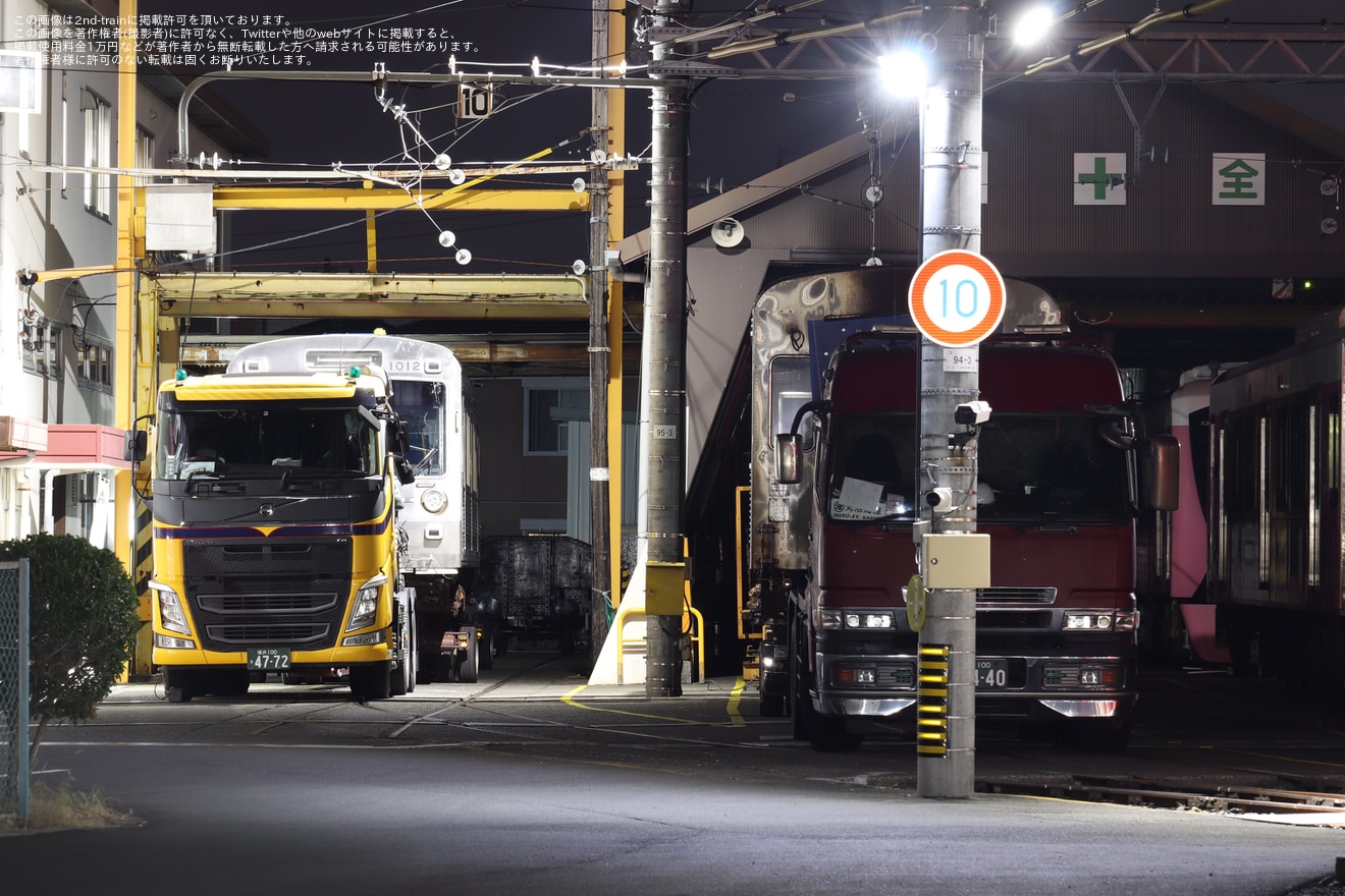 【静鉄】1000形1012号長沼車庫から搬出・陸送の拡大写真