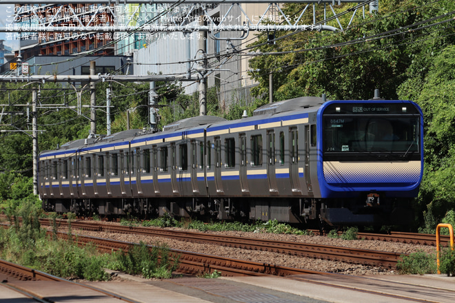 【JR東】東京総合車両センター夏休みフェア開催に伴う E235系回送を原宿～渋谷間で撮影した写真