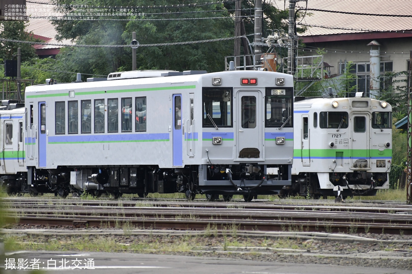 【JR北】キハ150-7が函館へ転属という形で苗穂工場出場の拡大写真