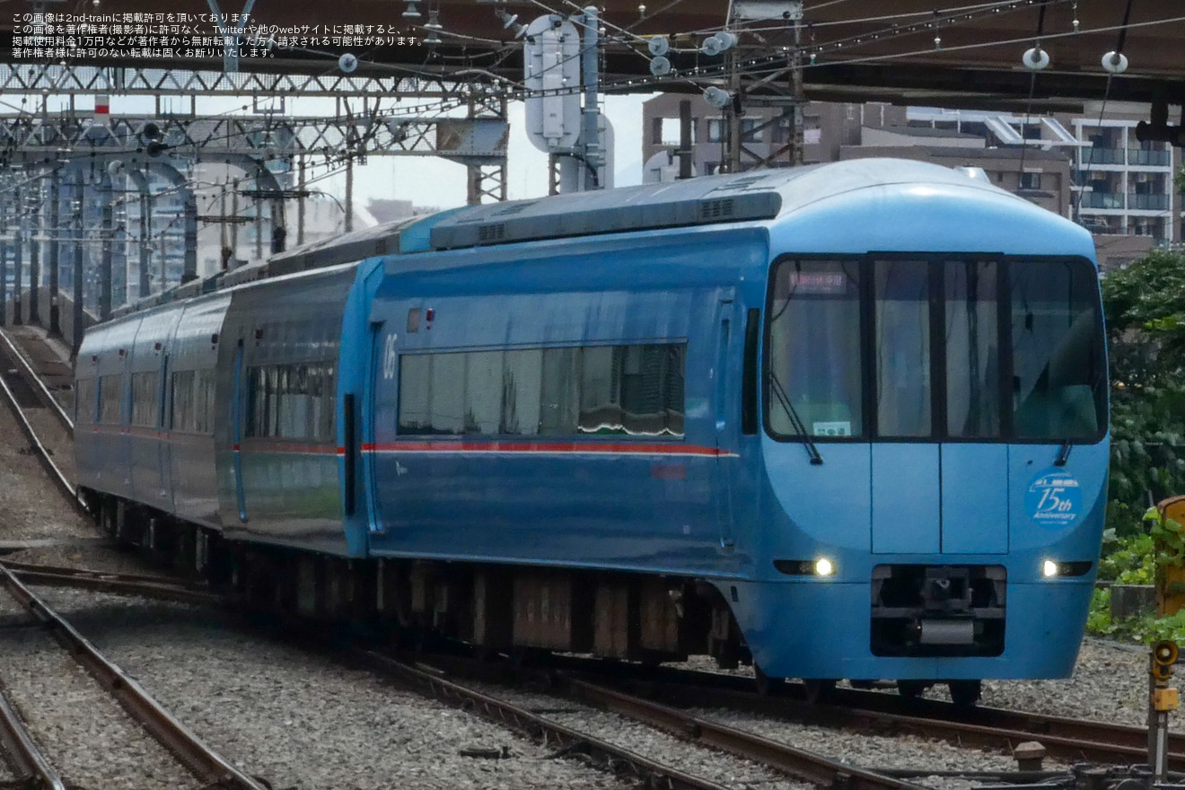 【小田急】60000形60251×6 小田急線・千代田線 相互直通運転開始45周年記念ツアーの拡大写真