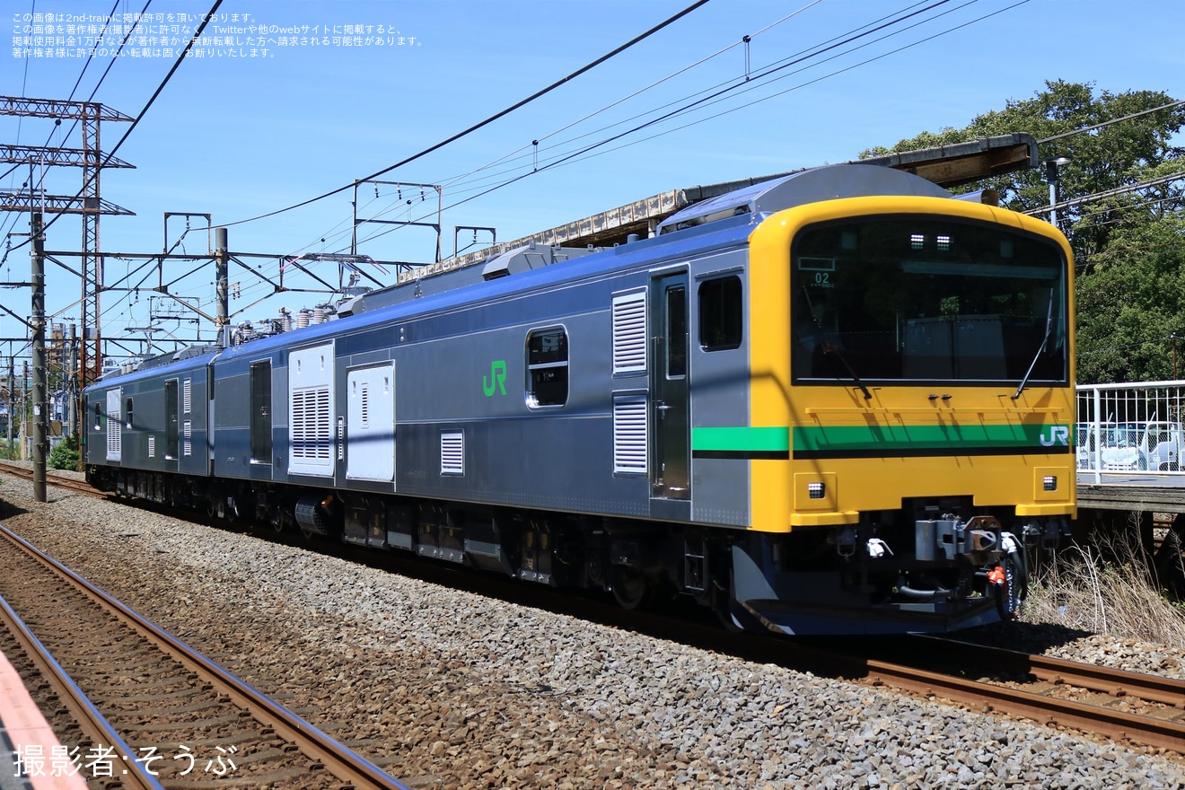 【JR東】E493系オク02編成が鎌倉車両センター中原支所で205系と連結訓練の拡大写真