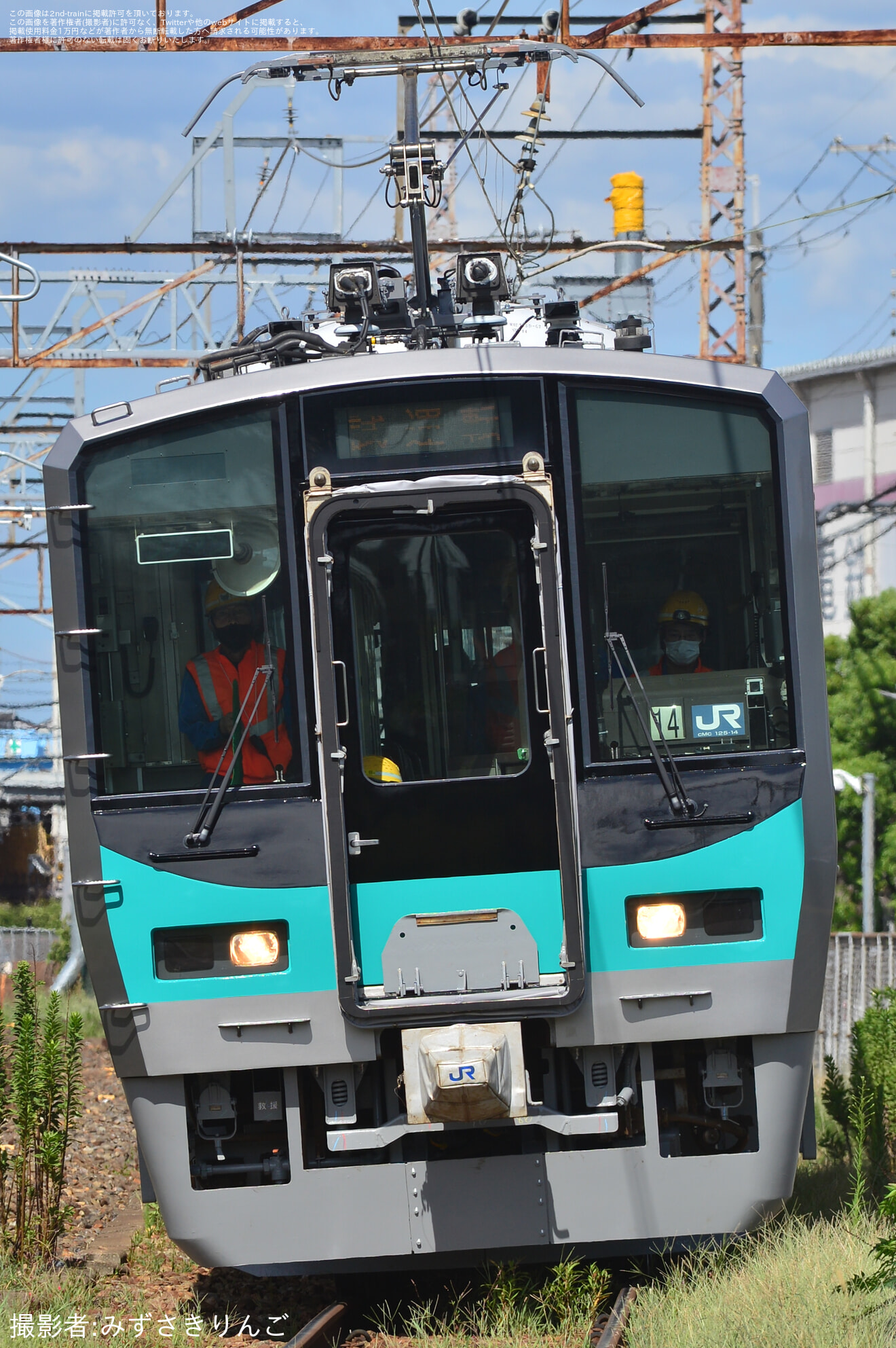 【JR西】125系F14編成吹田総合車両所本所構内試運転の拡大写真