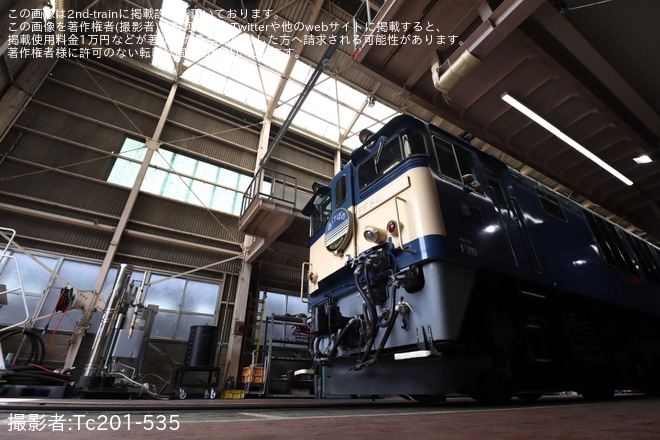 【JR東】「EF64形電気機関車ヘッドマーク装着撮影会 検修庫編」開催をぐんま車両センターで撮影した写真