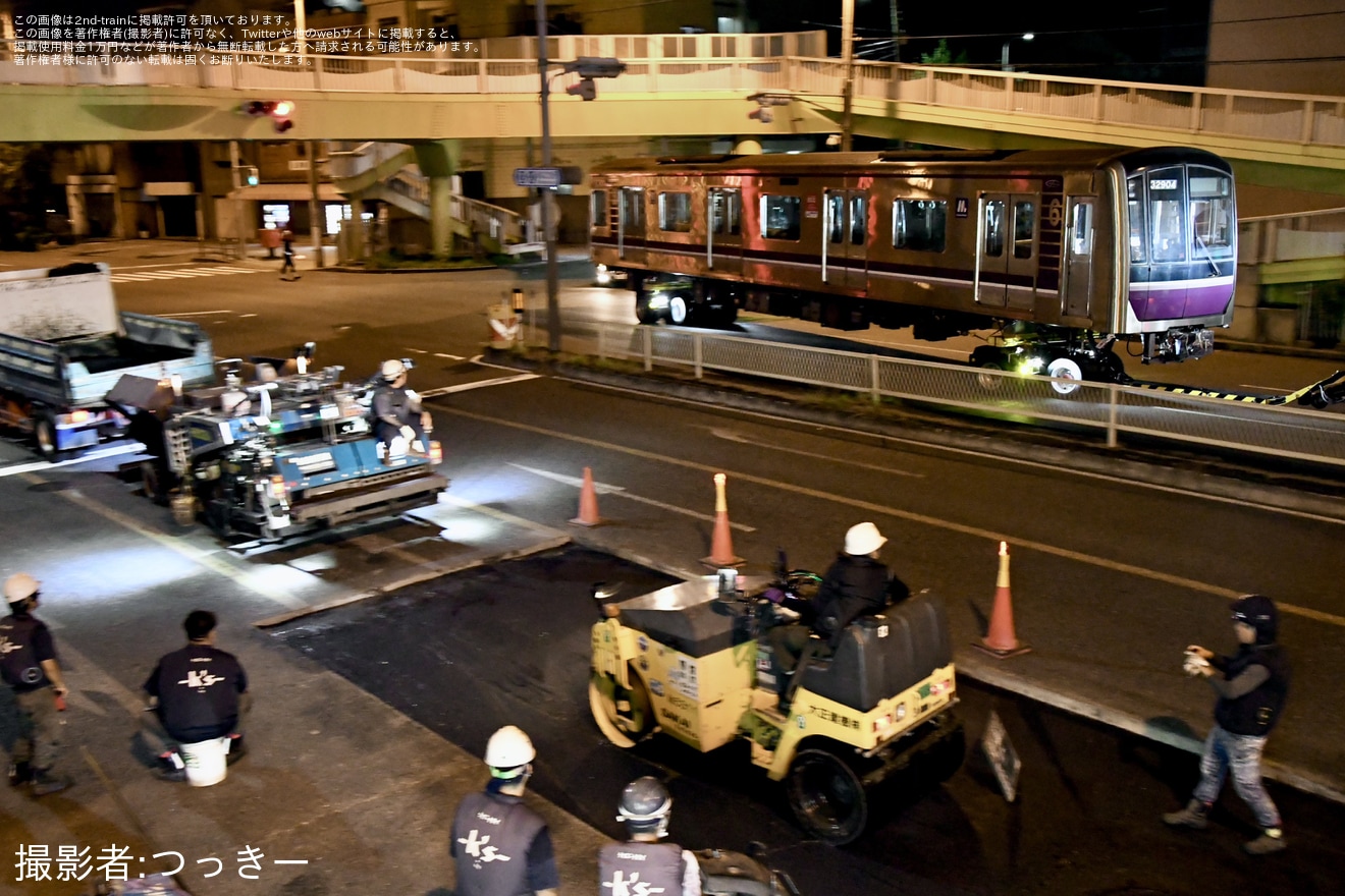 【大阪メトロ】30000系32604F近畿車輛へ陸送の拡大写真