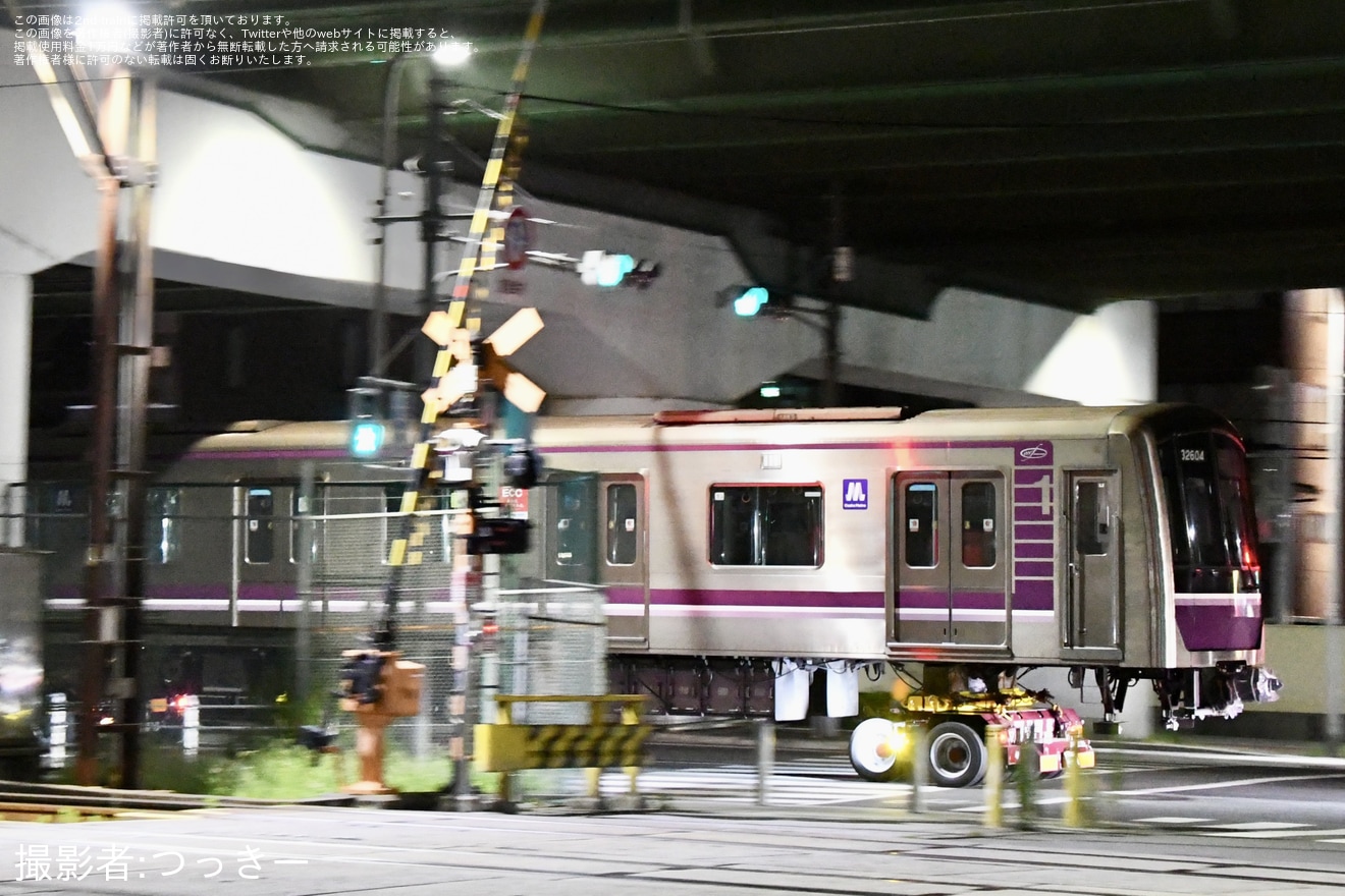 【大阪メトロ】30000系32604F近畿車輛へ陸送の拡大写真
