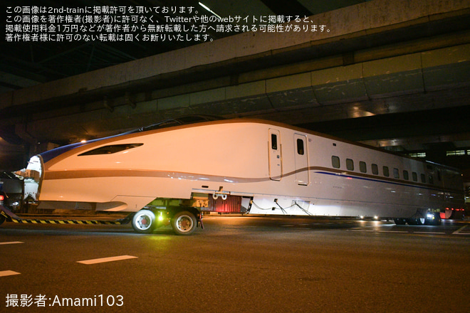 【JR西】W7系W23編成近畿車輛出場陸送を大阪市港区内で撮影した写真